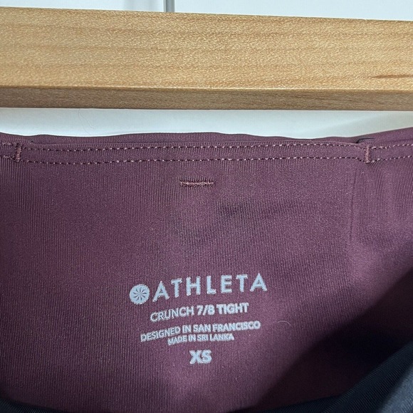 Athleta Crunch 7/8 Tights Burgundy Black Colorblock Womens Size XS Leggings - Picture 4 of 7